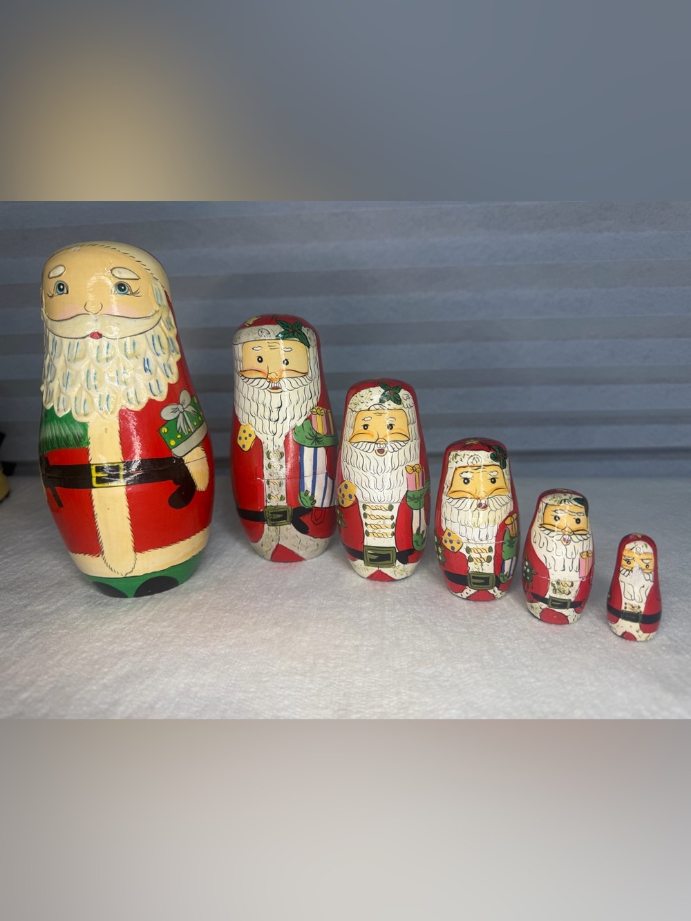 Vintage Matryoshka Hand-Painted 6 Red Santa Nesting Dolls / Kurt S. Adler